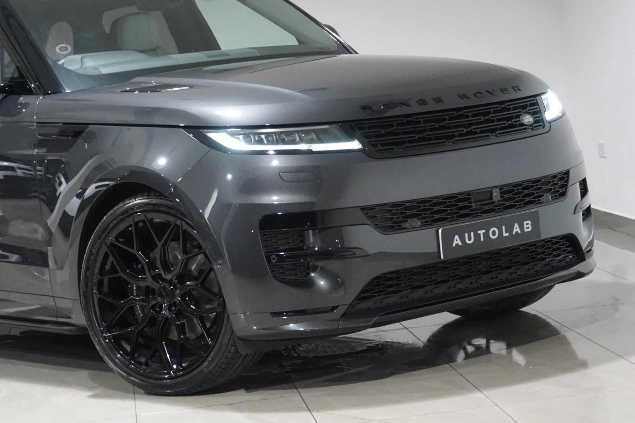 Land Rover Range Rover Sport 3.0 D300 MHEV Dynamic SE SUV 5dr Diesel Auto 4WD Euro 6 (s/s) (300 ps)